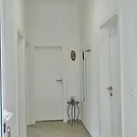 شقة Daca